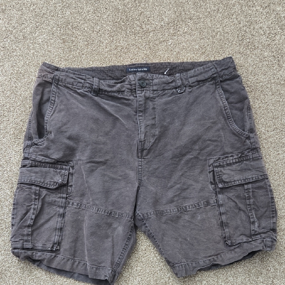 Lucky Brand Men's Charcoal Cargo Shorts